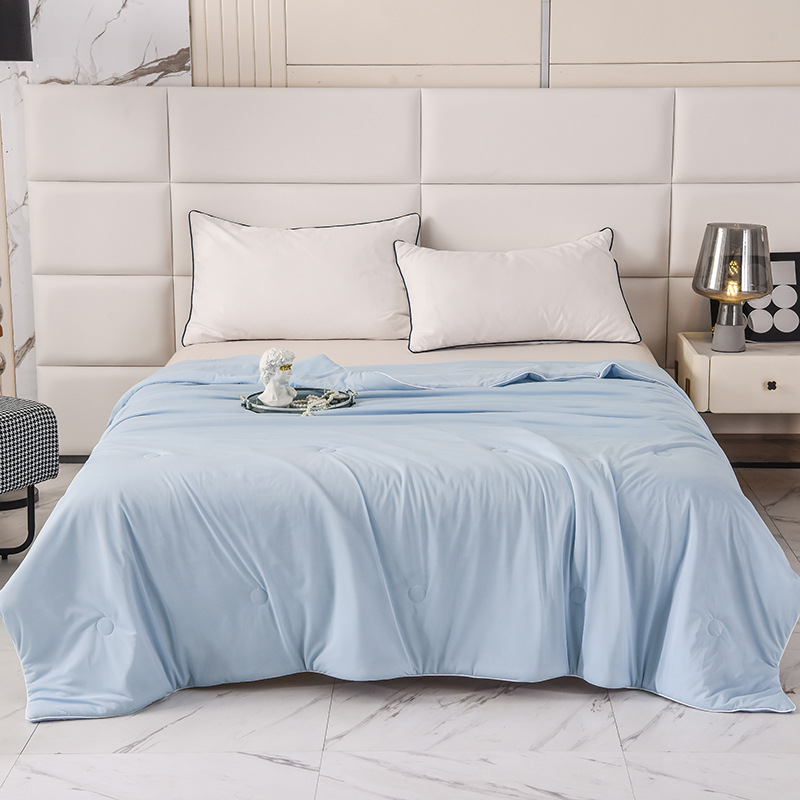 Extra 1 Silky Cooling Blanket